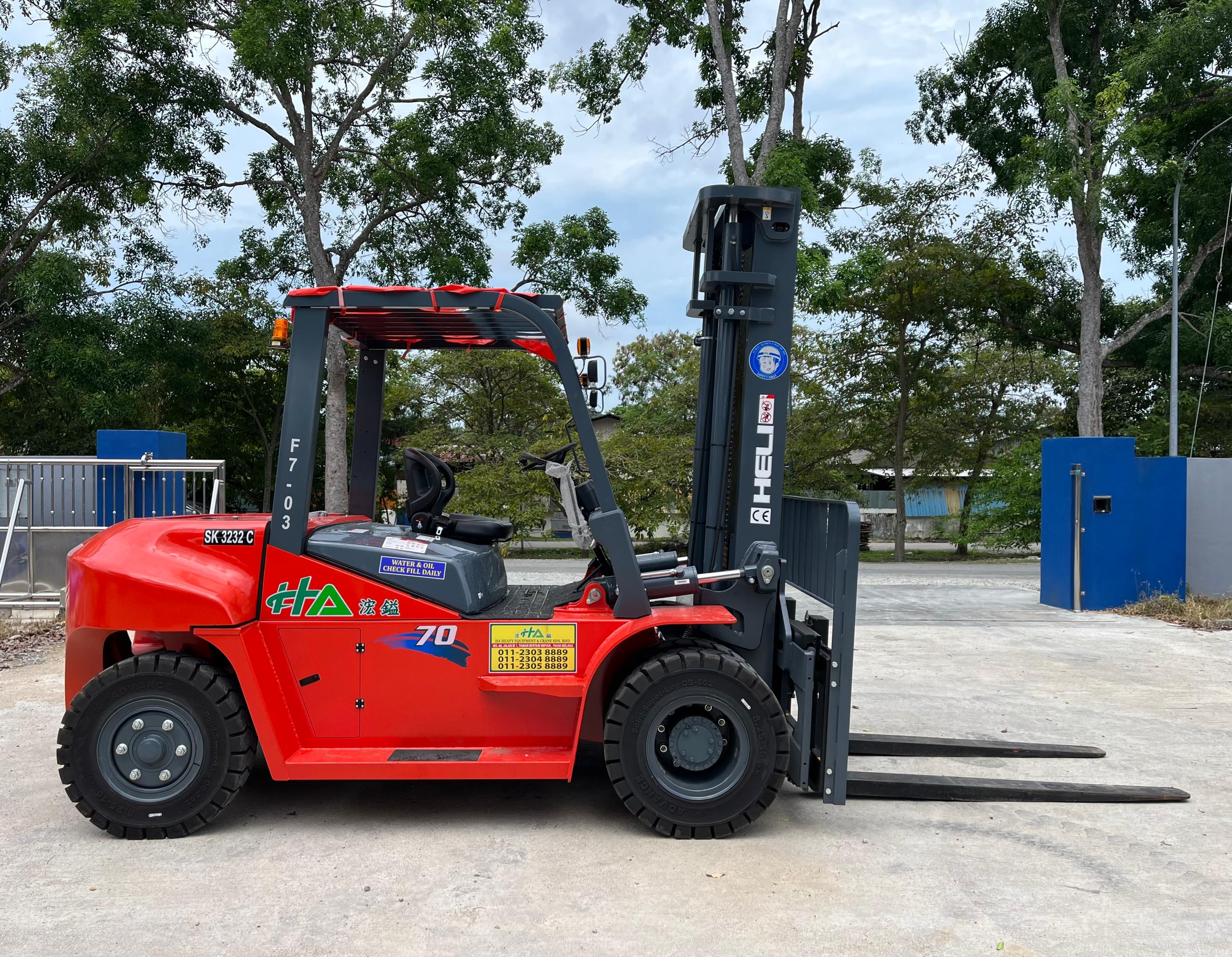 Forklift