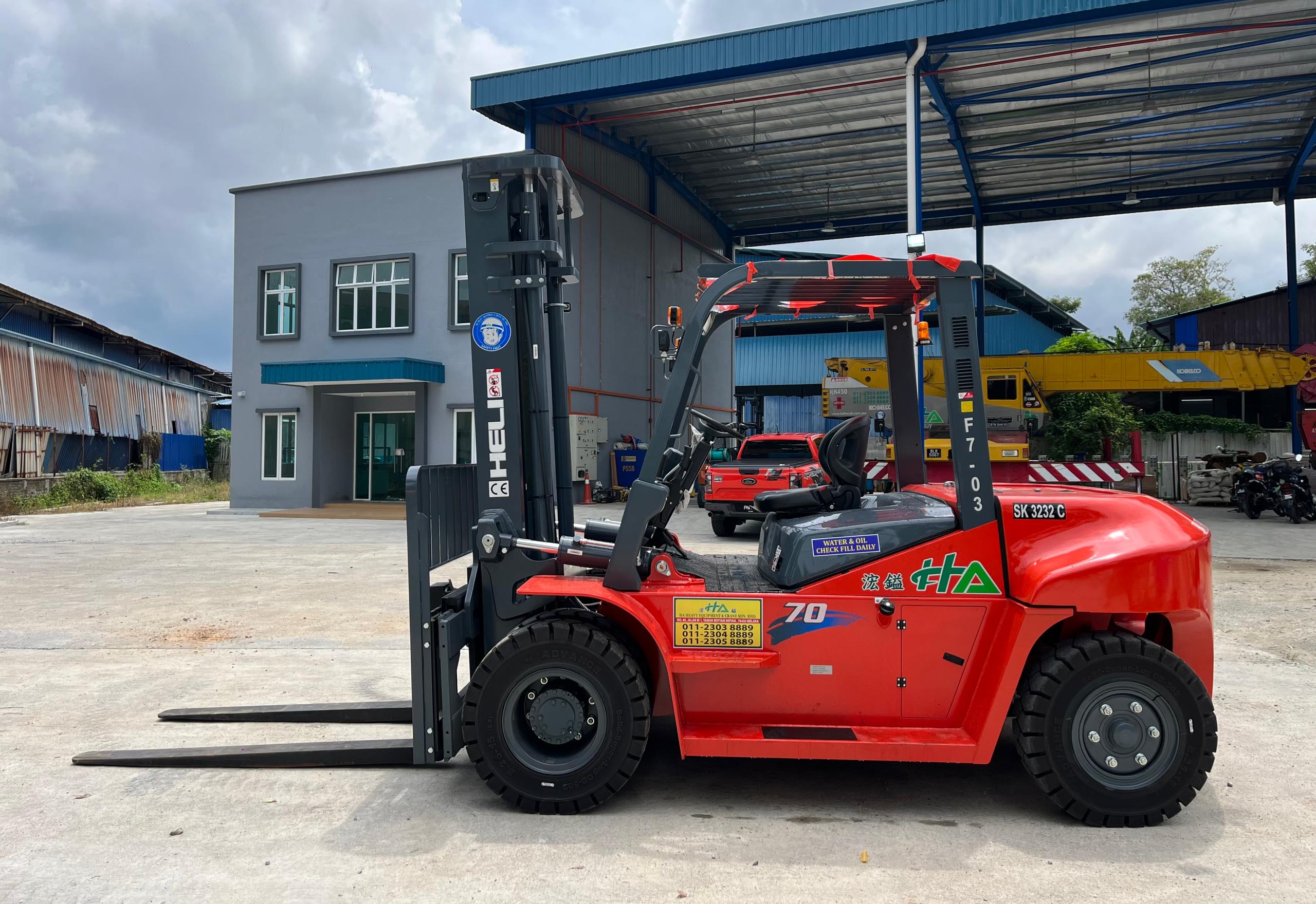 Forklift
